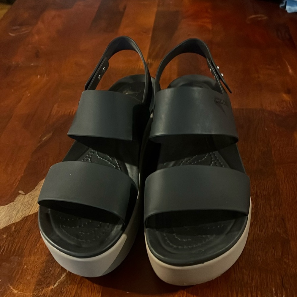 Croc Brooklyn Wedges